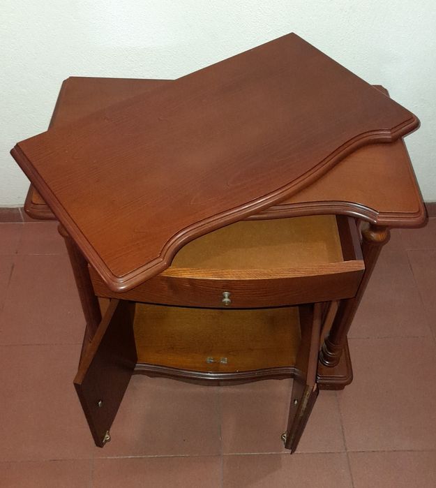 Móvel para TV e box