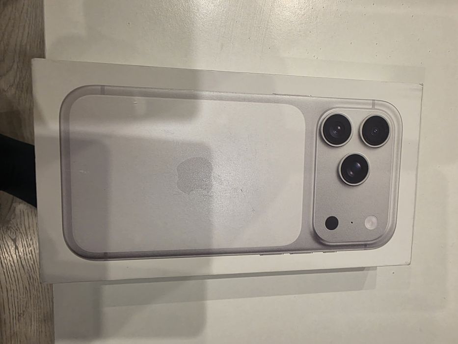 Iphone  17 pro 256 gb