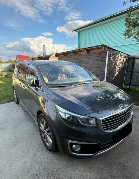 Kia Carnival III 2016