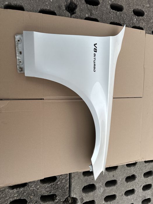 Błotnik Lewy Mercedes W222 S6.3 AMG Biała Perła 799