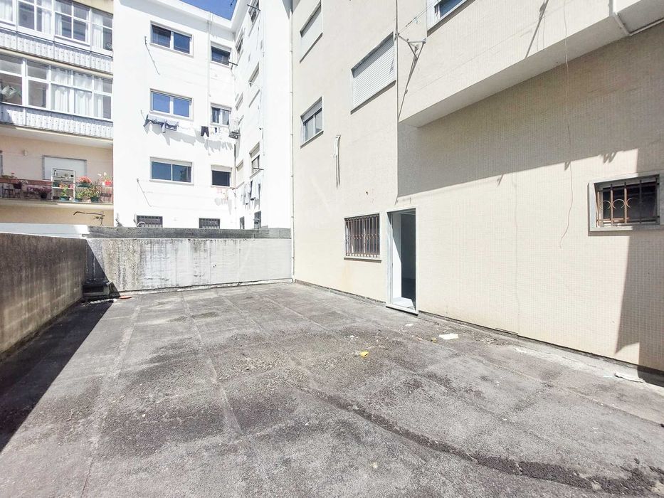 Arrendo Loja em Pombal