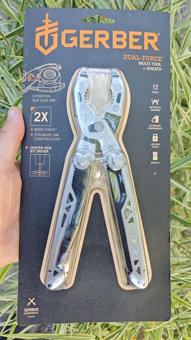 Gerber Dual-Force Multi-Tool – Black/Silver (12 Tools), повнорозмірний мультитул для силової роботи ,нейлоновий чохол ,викрутка ,біти ,пилка ,напилок