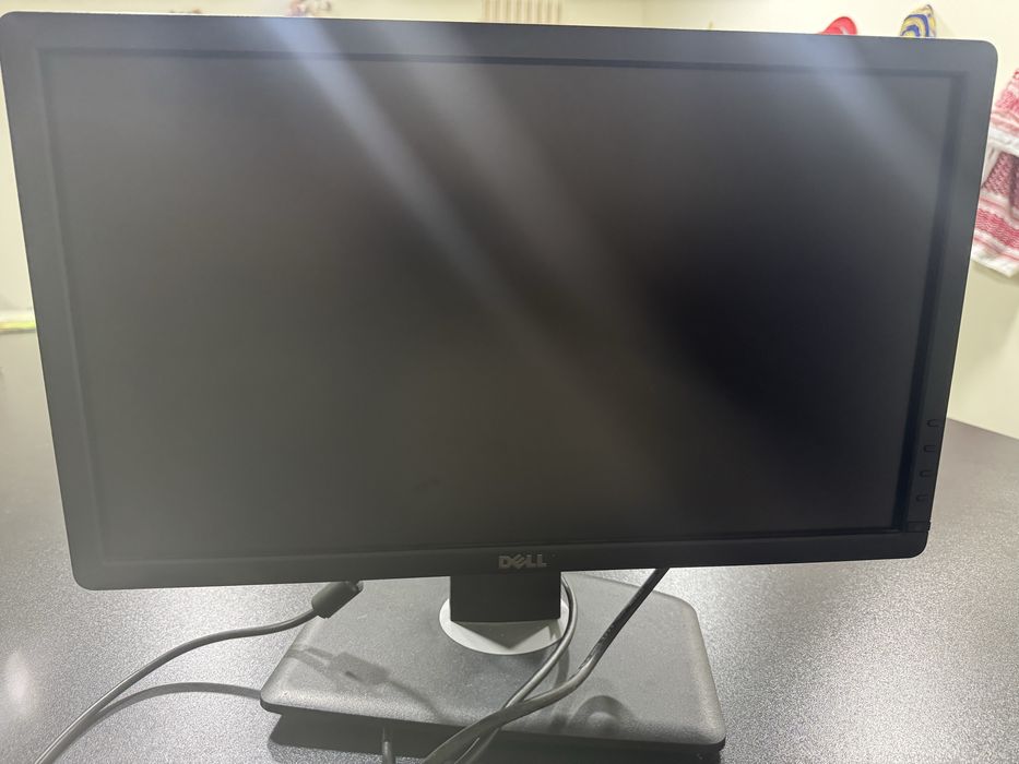 Dell Computer Monitor64551606550787120