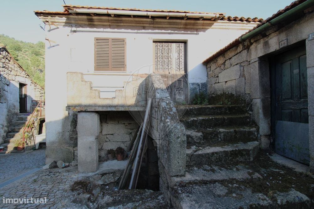 Moradia T2 para venda