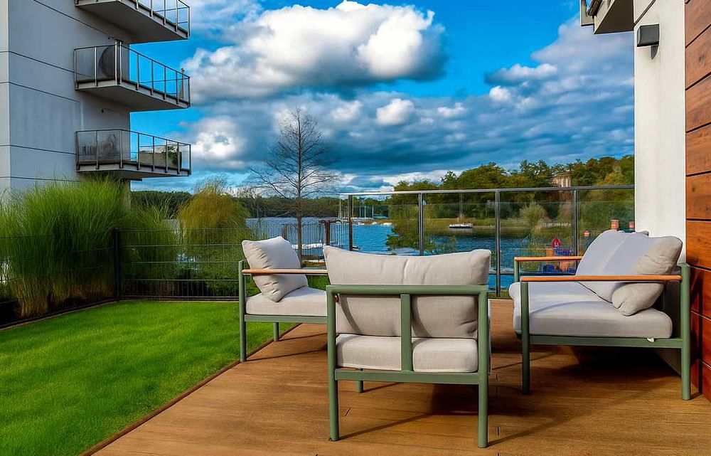 Marina Waterfront - bliżej jeziora się nie da. Super widok, ogród, fv