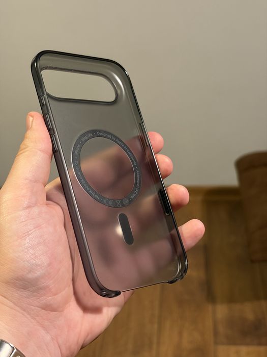 Оригінальний Apple Clear Case для iPhone Air