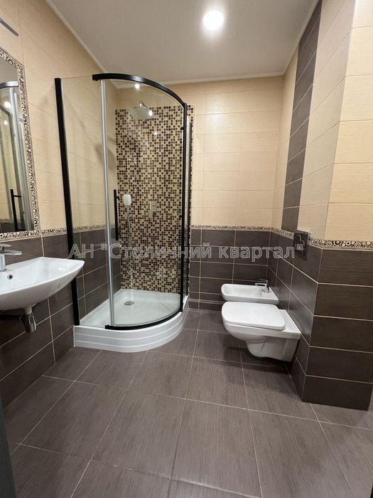 Позняки ЖК Діадема вулиця Срібнокільська 2а