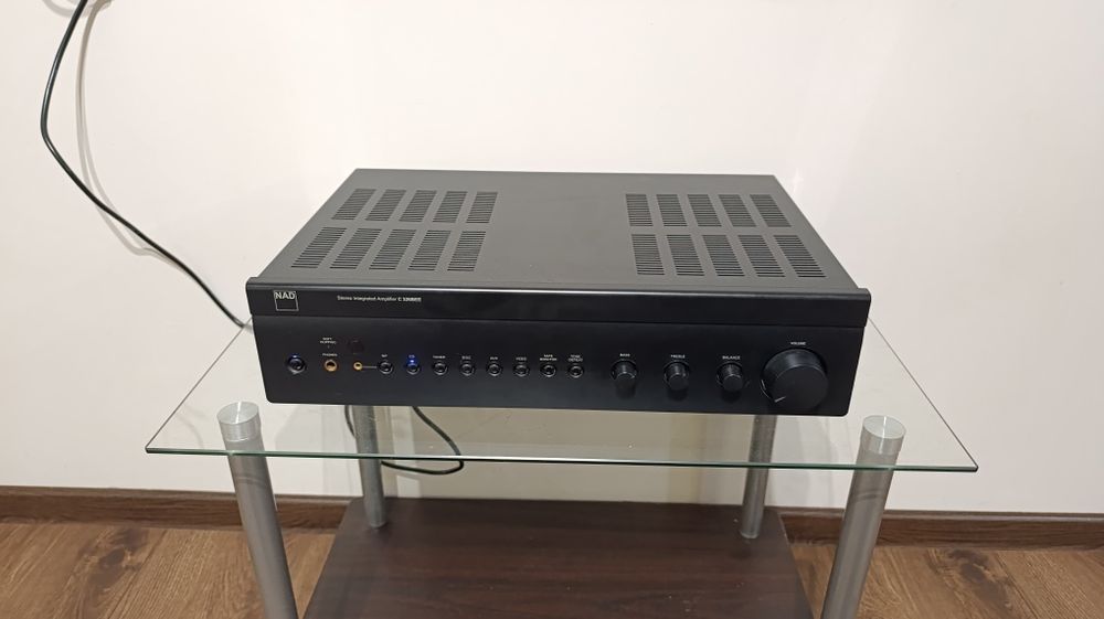 Wzmacniacz NAD C326bee końcówka mocy