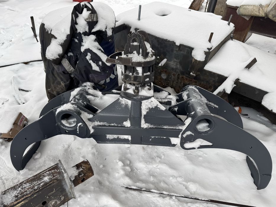 Лісовий кран маніпулятор PENZ