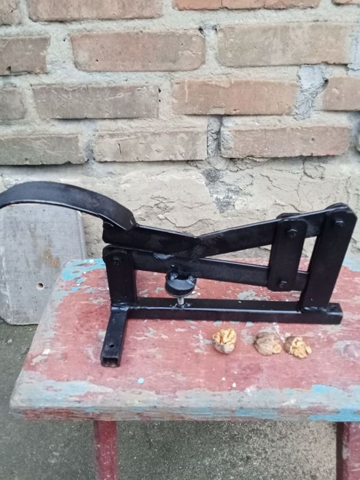 Продам горіхокол  ручна робота