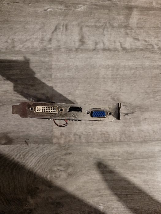 Karta graficzna asusa działająca 2gb