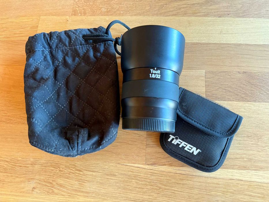 Câmara Sony A6000 com 3 objetivas de alta qualidade