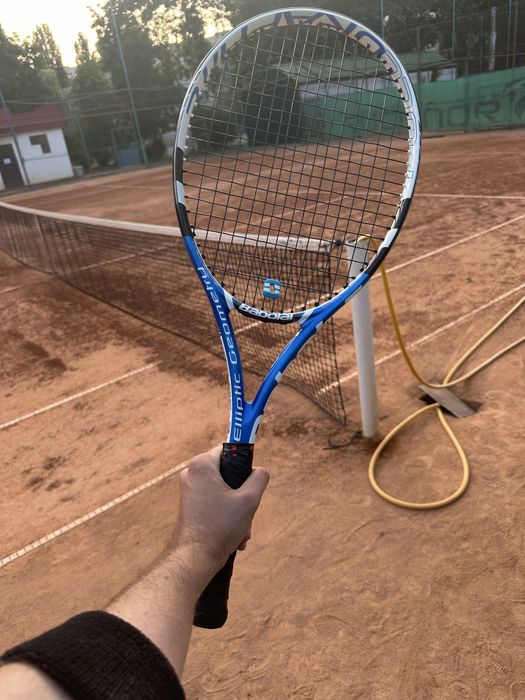 Продам ракетку Babolat