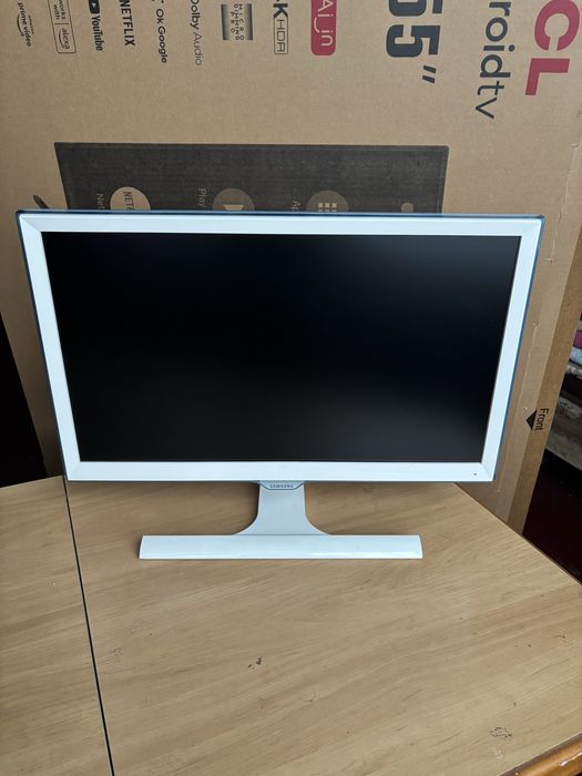 Monitor samsung.