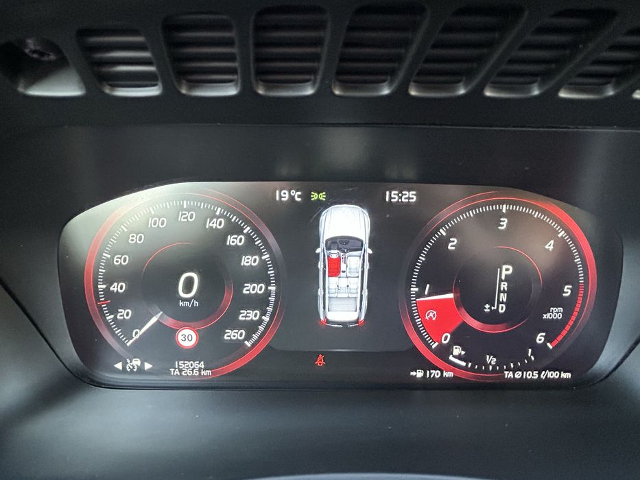 Volvo xc90 momentum
