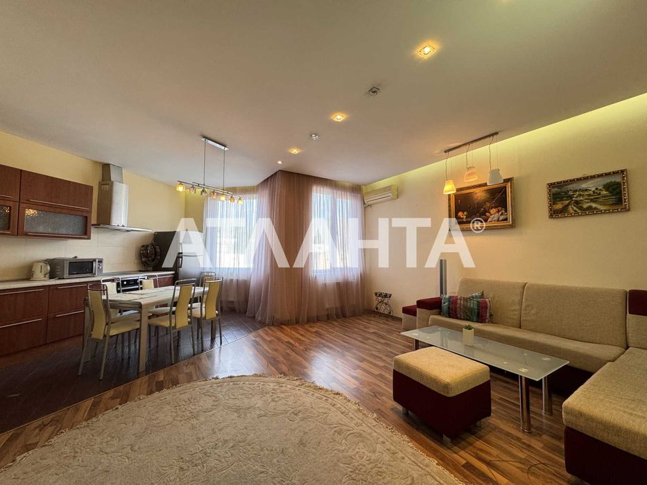 Квартира з дорогим ремонтом в  ЖК «Чудо-Город» 90 м²