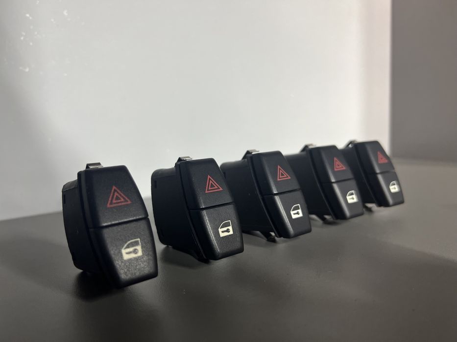 Кнопка Аварійки БМВ Е60 Е61 Е83