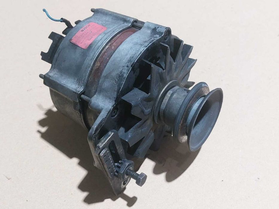 Alternador AUDI 80 /GOLF 2 1.6 TD