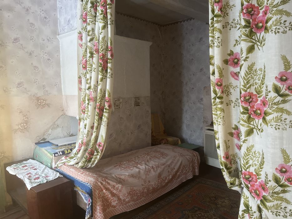 Продається будинок  за 100 км  від Києва