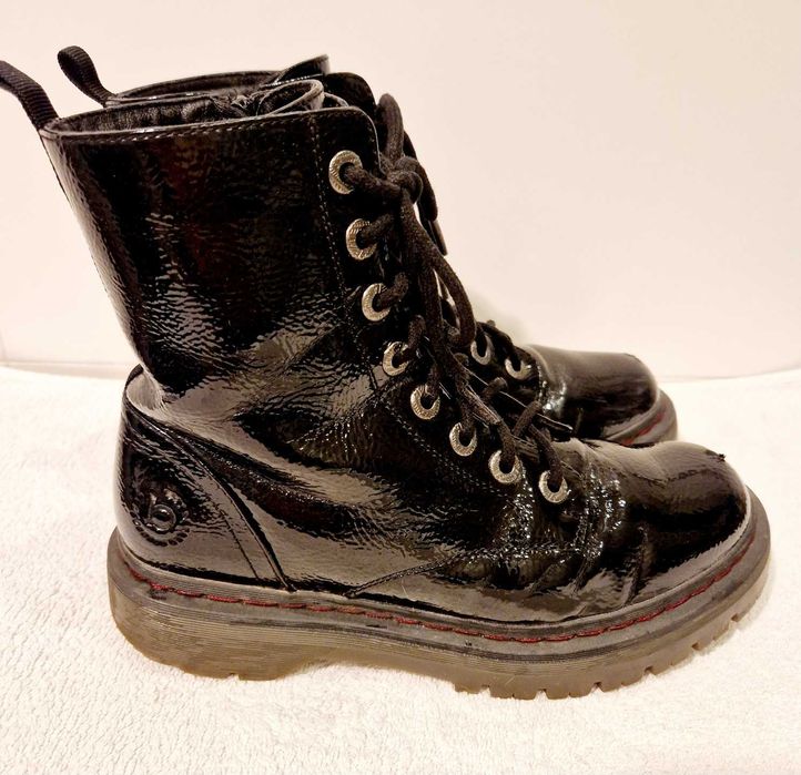 Bugatti trapery, botki sznurowane 37 lakierowane