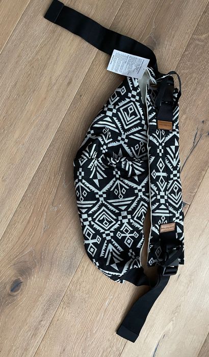 Слінг хіпсіт-переноска для дитини 6м+ | М-позиція | через плеч