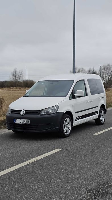 Volkswagen Caddy 2011 • 1.6 TDI • Life Edition • Zadbany