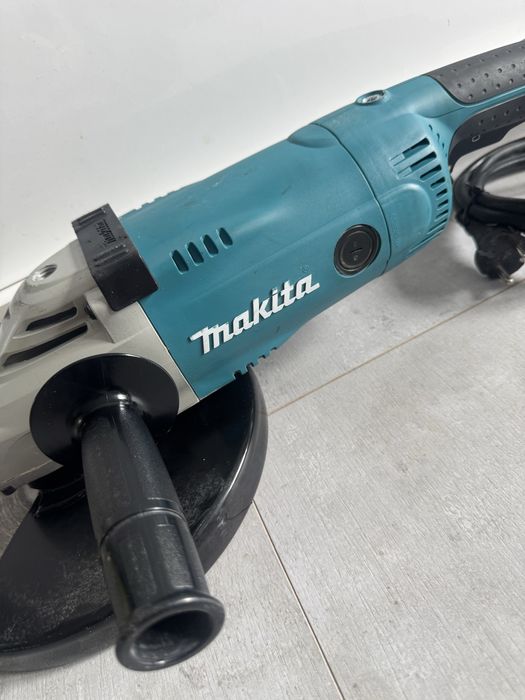 Szlifierka kątowa Makita GA9020R