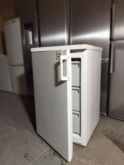 Sprzedam zamrażarkę Bosch