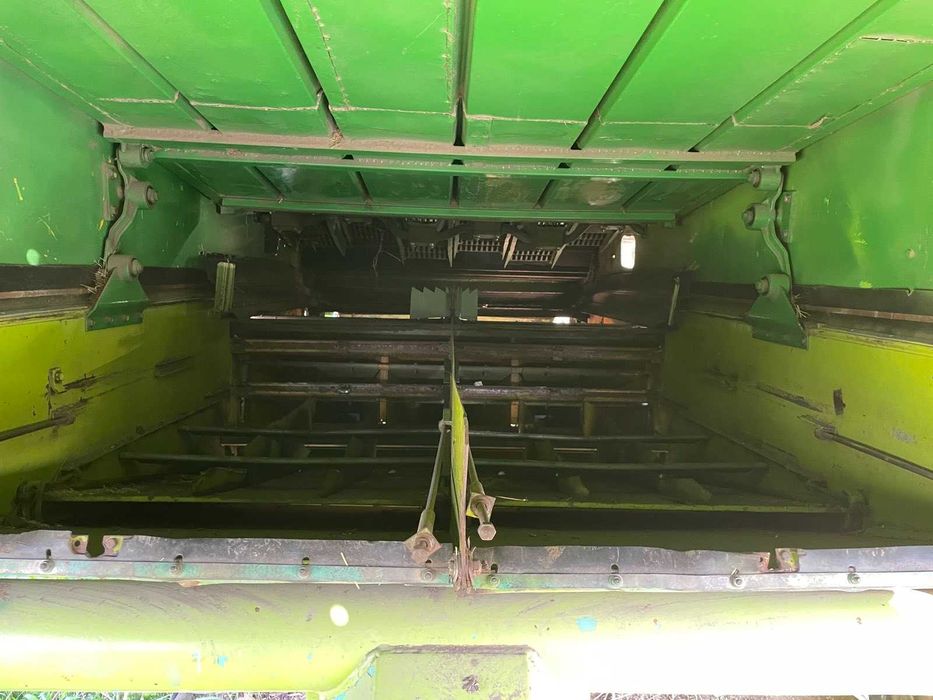 Комбайн Clas Dominator 106