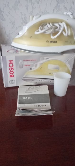 Фирменный утюг Bosch