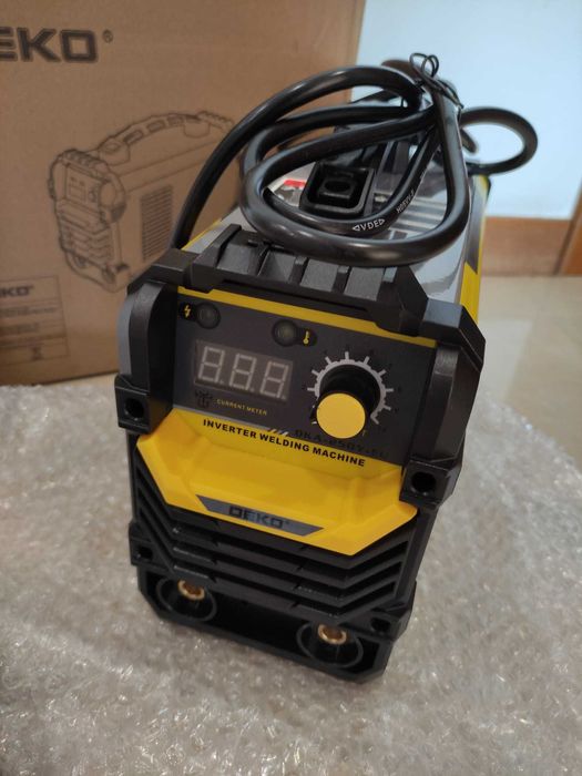 DEKO Maquina de Soldar 250A Portátil 220V NOVA