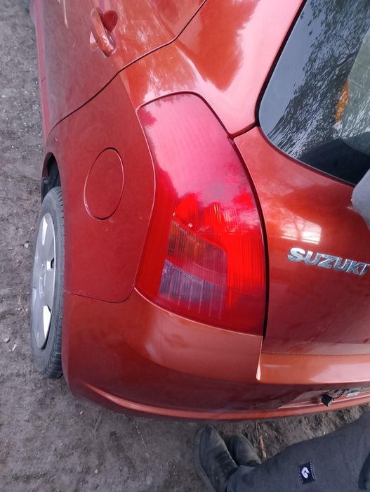 Lampa tył prawa lewa Suzuki Swift