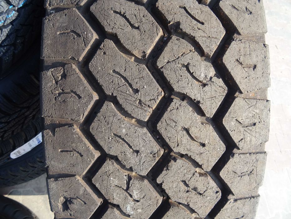 Opona 385/65R22.5 Dunlop SP282 (850 netto)