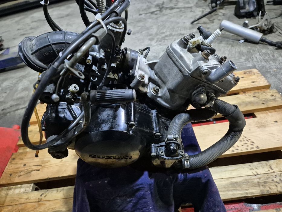 Suzuki Rg 125 silnik