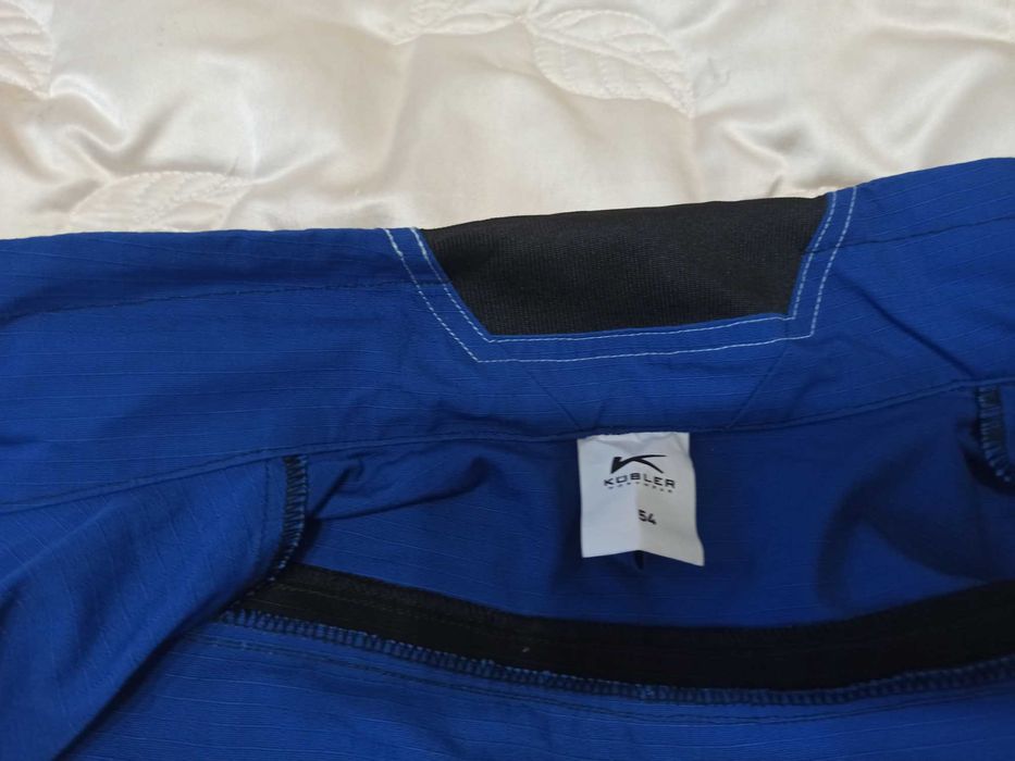 Is 54 Xl