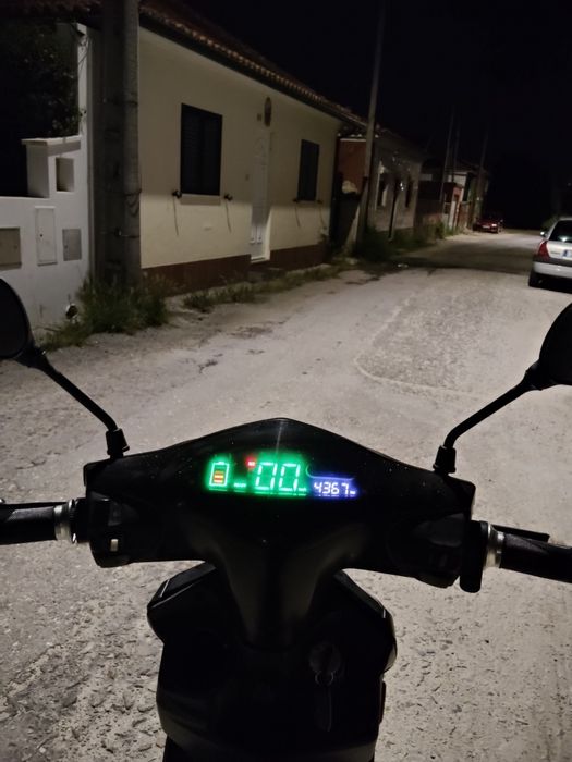Scooter elétrica