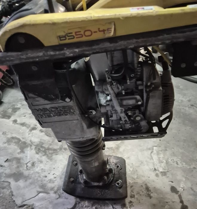 Skoczek ubijak wacker neuson bs50-4s