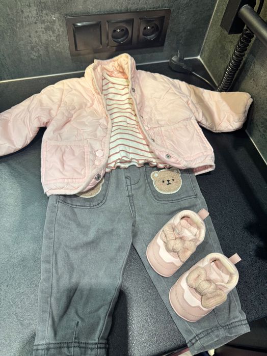 Одяг для дівчинки