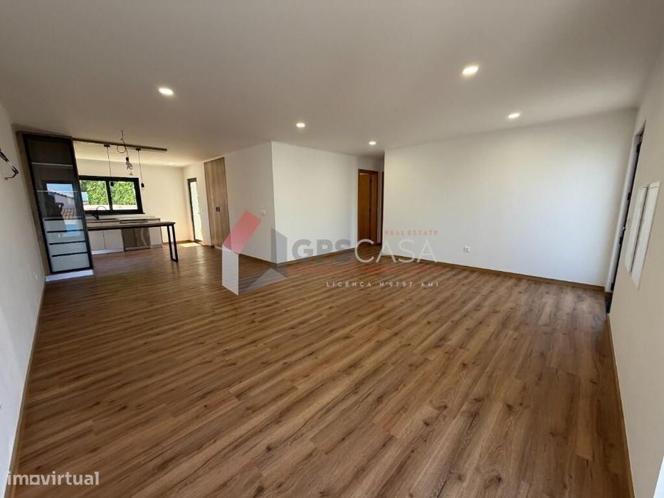 Moradia T2 pronta a habitar - Freguesia dos Biscoitos