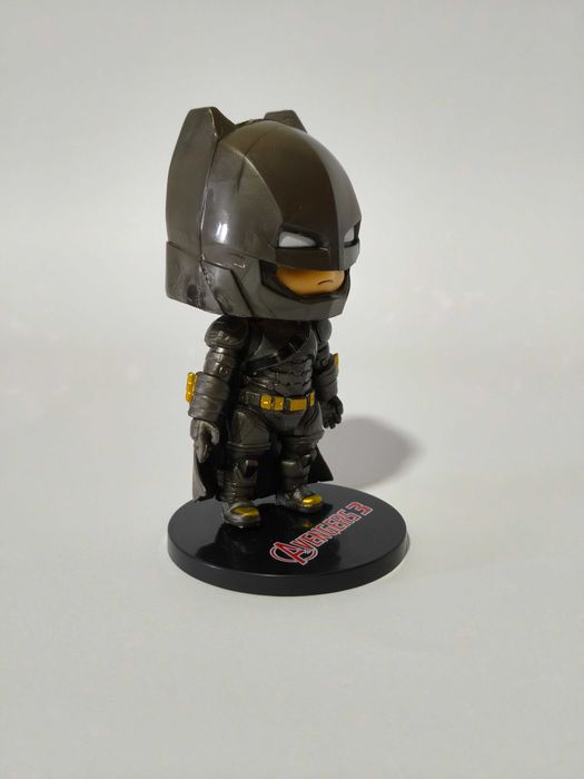 Figura Batman c/ Acessórios (DC) – 11cm (Cabeça Articulada)