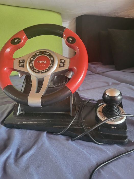 Kierownica np komputera lub konsoli xbox lub ps