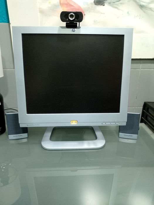 Portátil Dell + Monitor HP e Colunas Harman