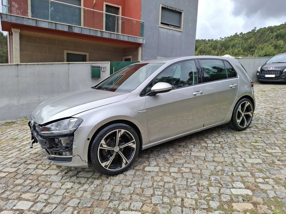 VW Golf VII 1.6 TDI CX 6V (110CV) Bluemotion GPS Look R-Line de 2015