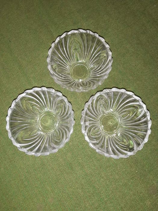 Салатниці скляні