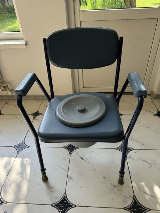 Складаний  стілець - туалет