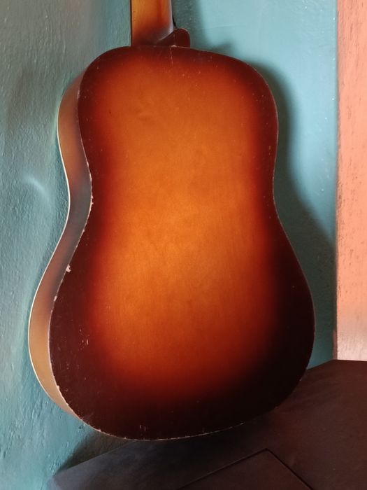 Gitara akustyczna