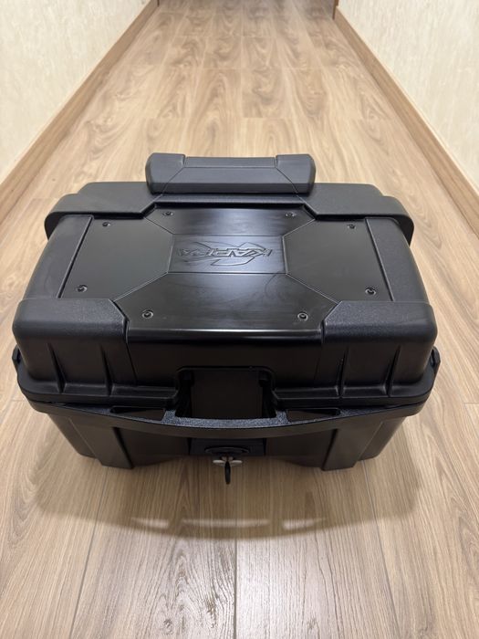 Продам центральний кофр Kappa KGR46
