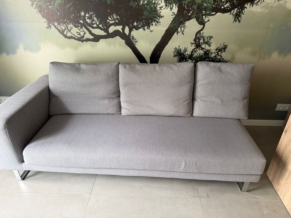 Piękna sofa 3-osobowa szara, nowoczesna, bardzo wygodna, stan dobry