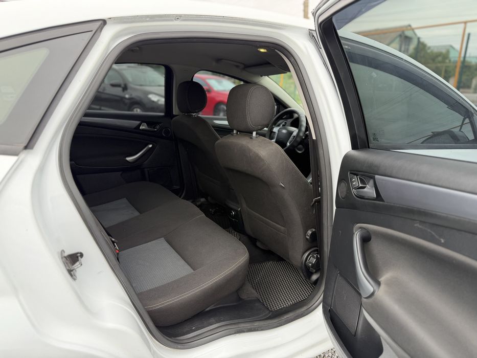 Ford Mondeo 2012