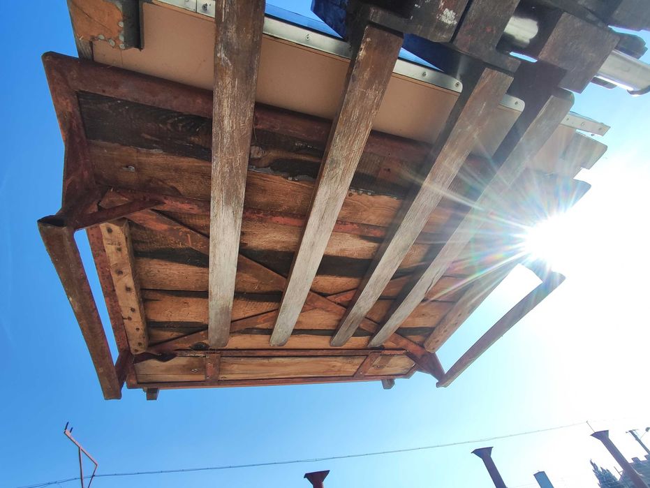 Skrzynie metalowe- drewniane